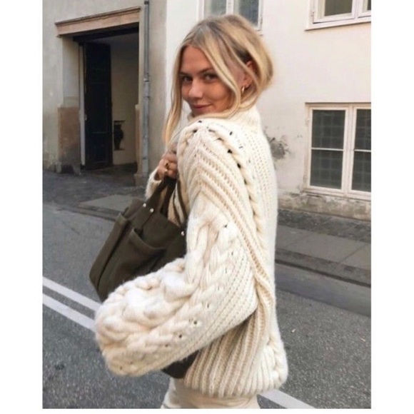 I R O PARIS Winter White Chunky Cable Knit Drop shoulder Sweater XL Wool/Alpaca - Picture 10 of 10